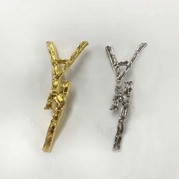 18K gold-plated brooch new charm luxury fashion designer mens and womens letters silver broochs womens wedding dress Jewellery lover accessories wholesale