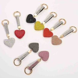 Keychains Cute Cartoon Diamond-encrusted Love Keychain Fashion Trend Bag Pendant Car Key Chain Men's and Women's Holiday Gift Keyring T220909