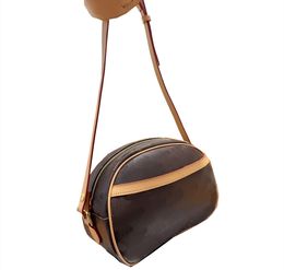 Women's shoulder bag designer designed cowhide version Laohua camera bag delivery pendant box