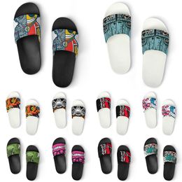 Sapatos personalizados PVC Slippers Men Women Homem Diy Casa Indoor Sneakers Outdoor Treinadores de praia personalizados Slip-On Color235