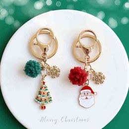 Keychains Christmas Gift Cute Little Fur Pompom Balls Snowflakes Stars Christmas Tree Keychain Lovers Friends Key Ring Bag Jewellery Pendant T220909