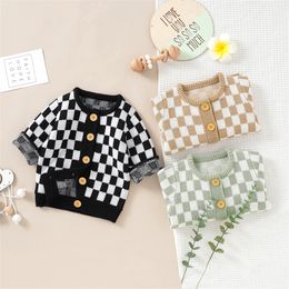 Pullover Infant Baby Girl Boy Autumn Sweater Checkerboard Pattern Long Sleeve Round Neck ButtonDown Knitwear Cardigan Coat 221114