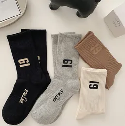 Autumn And Winter Trendy Socks Letters And Numbers Men 'S And Women 'S Mid-Calf Sock Ins Outer Wear Sports Stockings Basketball Socks Tide