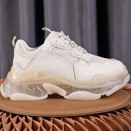 custom Triple S Designer Shoes Men Luxury Sneaker Women Leather Casual Shoe Low Top Lace Up Flat Sneakers With Clear Sole a01