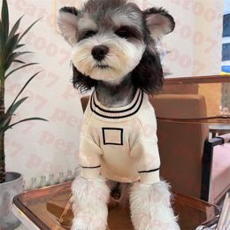 Pets Designer Sweater Dog Apparel Letter Jacquard Pet Knit Sweaters Winter Dogs Warm Sweatshirt