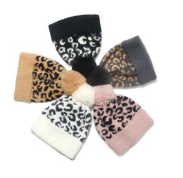 10 Stück WINTER FRAU Herbst Wolle verärgert stricken Mütze warm halten Gilrs Fashion Beanies Skullies Chapeu Caps Baumwolle Gorros MAN Wolle warm Student Paar Unisex