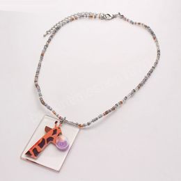 Halskette mit niedlichen Giraffen-Anhängern im natürlichen Stil, kleine Glasperlen-Halskette für Kinder und Mädchen, Party-Schmuck