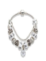Mode weiße Blumenanhänger Armband Luxusdesigner Silber plattiert Originalbox Set geeignet für Pandora DIY Schädel Perlen Bracele4223423
