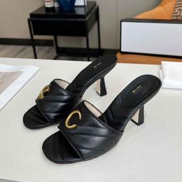 Sandali firmati Fashion GGity Flat Slides Donna Scarpe con tacco G Infradito Pantofole di lusso Sandalo in pelle Donna hgdhd