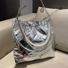 Shiny Genuine Leather Fashion 2022 Designer Tote Bags For Women Quilted Glisten Shopping Handbags Silver Metal Letter Key Pouch Mu312x