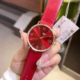 Wristwatches 2022 Year Of The Tiger Red Watch Leather Band Quartz Neutral Men And Women Wear Fashion Korean Sports