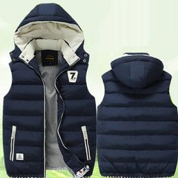 Men's Vests Casual Outwear Hat Detachable Outer Brand Winter Sleeveless Jackets Men Hooded Warm Down Chalecos 221116