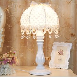Table Lamps Nordic Lace Fabric Living Room Study European LED Bedroom Creative Lights Aesthetic Home Decor Desk Lighting