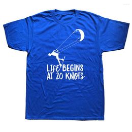 Men's T Shirts Funny Kitesurfing Graphic Cotton Streetwear Short Sleeve O-Neck Harajuku Life Begins 20 Knots Kiteboard T-shirt Men