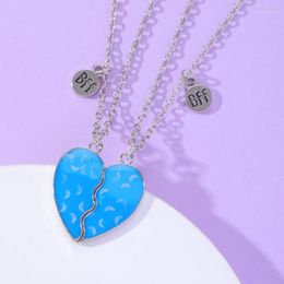 Pendant Necklaces Lovecryst 2Pcs/Set Luminous Heart-shaped Sequin Stitching Friends For Kids Girls Fashion Friendship Gifts