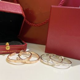 Orecchini a cerchio di designer di lusso in tela di telai top sterling argento rotondo fascino di gioielli Love per donne con feste in scatola anniversario di matrimonio in Offerta