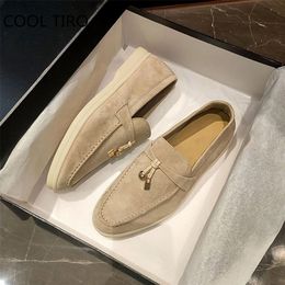 Dress Shoes Boots Apricot Women Loafers Suede Flat Shoes Round Toe Slipon Metal Lock Genuine Leather Casual Lady Moccasins Summer Walking 221116