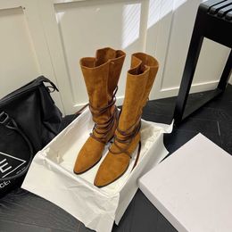 Stiefel Designer-Damen Isabel Marants Neues französisches Retro-Westernmädchen mit Schnürung Spitzschuh, klobiger Absatz, mittelhoher Stiefel aus Lederflor Hochmodisch