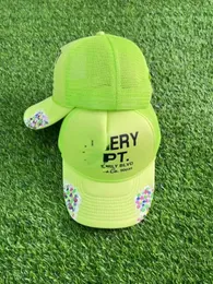 All-Match Fluorescent Green Ball Caps Casual Letter Curved Brim Baseball Cap Fashion Letters Graffiti Hat