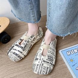 Dress Shoes Boots 2022 Thick Sole Platform Loafers Women Square Wide Toe Elastic Band Flats Plus Size 3544 Female Breathable Flat Shoes 221116