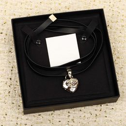 2022 Luxury quality Charm heart shape pendant necklace with black genuin leather in 18k gold plated have box stamp PS4417A