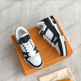 Mens Trainer Sneakers Designer Shoes Monograms Denim White Blue Green Platform Casual Shoe vintage Flowers White Black Flat Leat