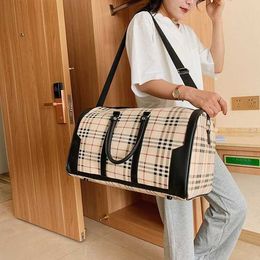 Design Bag New Travel and Women's Luggage Large Capacity Cross Body Boarding Portable factory Cheap Wholesale Retail