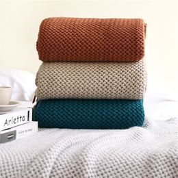 Blanket Nordic Sofa Knitted Shawl Solid Color Bed End Towel Wool el Bedroom Decorative Soft Nap Bedspread 221116