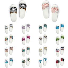 Custom Shoes Slippers Sandals Men Women DIY White Black Green Yellow Red Blue Mens Trainer Outdoor Sneakers Size 36-45 color194