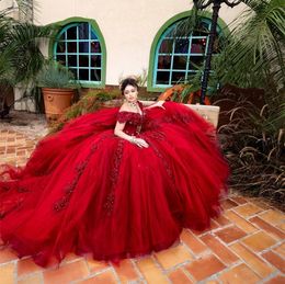 Red Puff Beaded Appliques Quinceanera Off the ramion plus size suknia balowa gorset Słodka 16 sukienek Vestidos de 15