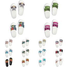 Custom Shoes Slippers Sandals Men Women DIY White Black Green Yellow Red Blue Mens Trainer Outdoor Sneakers Size 36-45 color170