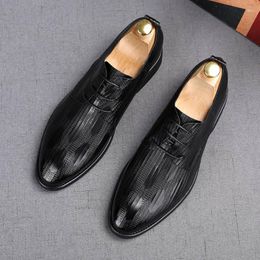 Dress Shoes Luxury Designer Men's Pointed Black Lace Up Leather Oxford Flats Fashion Casual Charm Wedding Prom Footwear