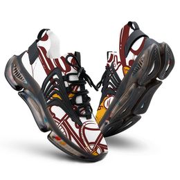 2023 Scarpe personalizzate fai-da-te Scarpe classiche Accetta la personalizzazione Stampa UV Scarpe da ginnastica da corsa durevoli traspiranti da uomo e da donna