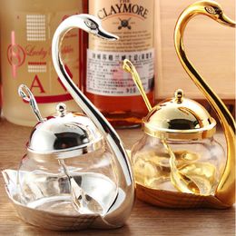 Storage Bottles 1 PCS Swan Spice Jars Sugar-bowl With Spoon Dish Kitchen Seasoning Can Home Decoration Salt Container Christmas Year