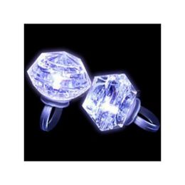 Party Favour Flashing Led Light Up Ring Glow In The Dark Flash Blinking Huge Diamond Shape Rings Hen Birthday Xmas Wedding Party Favo Dh3Ae