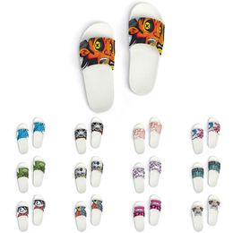 Custom Shoes Slippers Sandals Men Women DIY White Black Green Yellow Red Blue Mens Trainer Outdoor Sneakers Size 36-45 color132