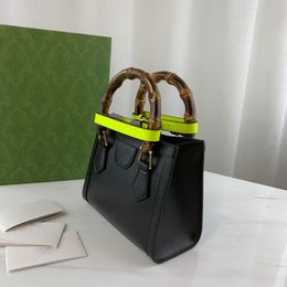 Classic Bags Totes Bamboo shoulder strap crossbody messenger bag crossbody women shopping Fashion satchel leather purse handbag