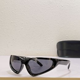 Designer Sunglasses for men and women Fashion style BB0202S UV protection restoring prim full frame sunglasses with box