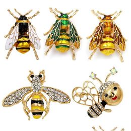 Pins Brooches Pins Brooches Fashion Unisex Flying Insect Honeybee Crystal Rhinestone Brooch Pin Cor Clothes Coat Accessory Jewellery Dhaot