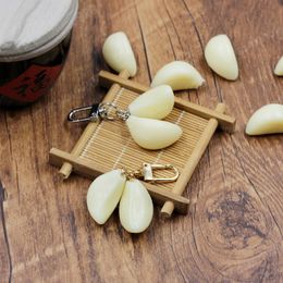 Simulation Garlic Pendant Keychain PVC Fake Garlic Food Model Key Chains Rings Cute Keyring Holder Couple Bag Gifts