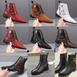 2023 women designer Luxury martin boots fashion sexy solid Colour leather metal letters pointed buckles Boots platform non-slip chunky heel ankle low boot shoe size 40