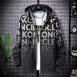 Piumino da uomo Parka di alta qualità Giacca da uomo Prodotti con cappuccio Primavera Autunno Giacca a vento Hiphop Harajuku Street Top Giacca da uomo casual Uomo 221119