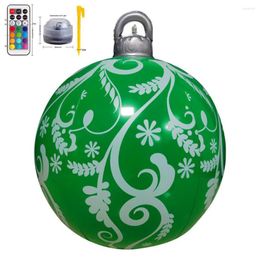 Decoração de festa 24 polegadas de 24 polegadas de Natal ao ar livre PVC Bola decorada inflável com remoto de luz LED recarregável para a árvore de Chrismas