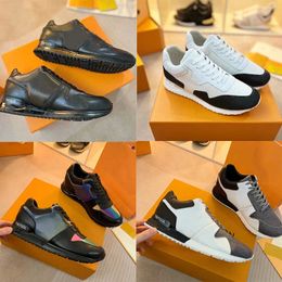 Erkek Kadın Günlük Ayakkabı Tasarımcısı Lüks Deri Eğitimler Moda Kauçuk Dışarı Sneaker Top Classic Run Away Sakinler Karışık Renkli Daireler Trainer Ayakkabıları Kutu 012