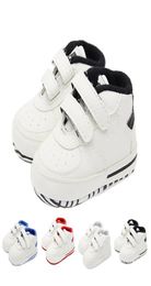 Baby Boy Sneakers Infant First Walker Grils Footwear Crib Learning Shoe Toddler Boots Kids Cotton Fabric Mocasins Nouveau arrivée SLI2430060