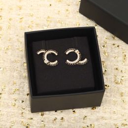 2022 Luxury quality charm stud earring with diamond in black and white Colour have box stap PS4360A