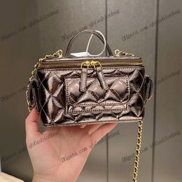 Womens Shiny Cosmetic Bags With Top Handle Totes Vintage Metal Hardware Leather Chain Crossbody Lipstick Mirror Case Lady Daily Handbags Vanity Box 18x12CM