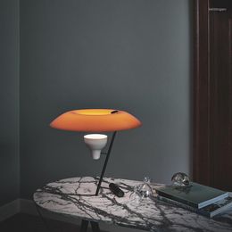Table Lamps Italian Designer Simple Creative Living Room Study Bedroom Bedside Lamp Nordic Model El Decorative Desk