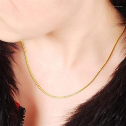 Anhänger Halsketten 1 2mm 24 Karat Pure Gold Farbketten Halskette Schlangenkette für Männer Frauen Luxus Hochzeit Schmuck Hochqualität12407