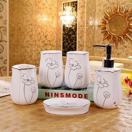 Bath Accessory Set Creative Bathroom Sets 5 Pcs Ceramics Accessories Round Black And White Painted Tooth Brush Holder Wash Gargle Suit